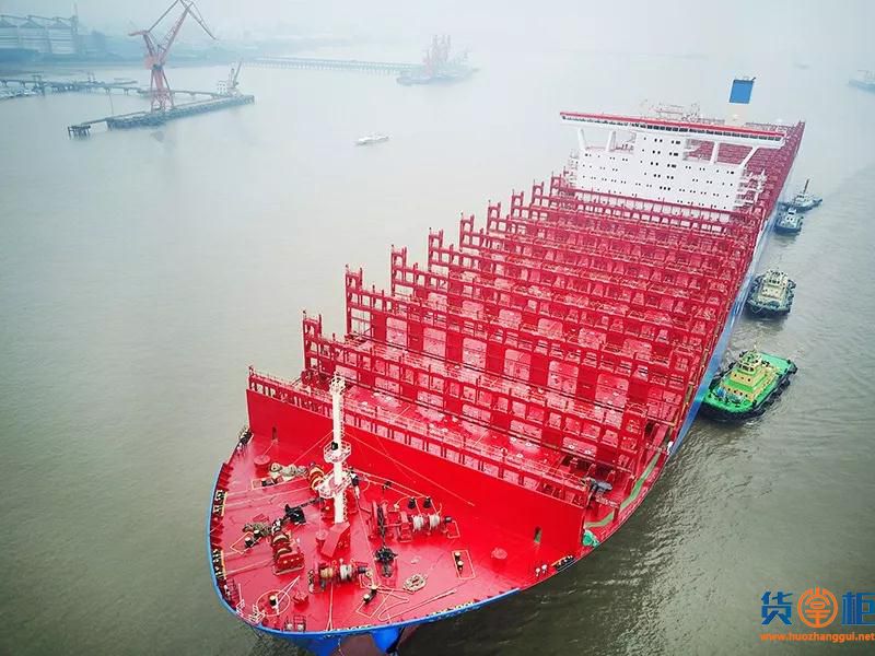 “COSCOSHIPPINGARIES”国产首条两万箱级集装箱船交付