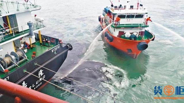 MAERSK GATESHEAD马士基箱船发生大规模漏油事故-货掌柜www.huozhanggui.net