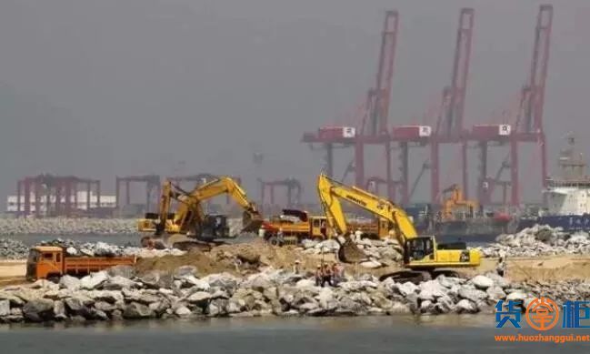 斯里兰卡新政府翻脸，要中国交还租期99年的汉班托塔港口！