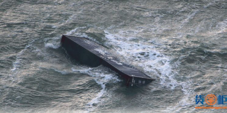 "OOCL RAUMA"集装箱船遭遇恶劣天气，5个货柜落水！