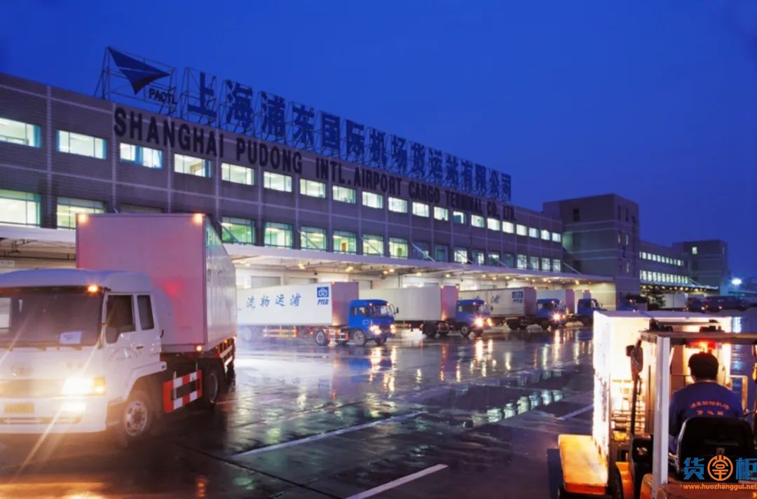 上海浦东机场货物积压严重、公路、货运码头拥堵！5月中下旬或有改善